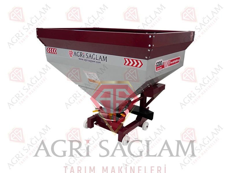 ماكينات نثر الأسمدة